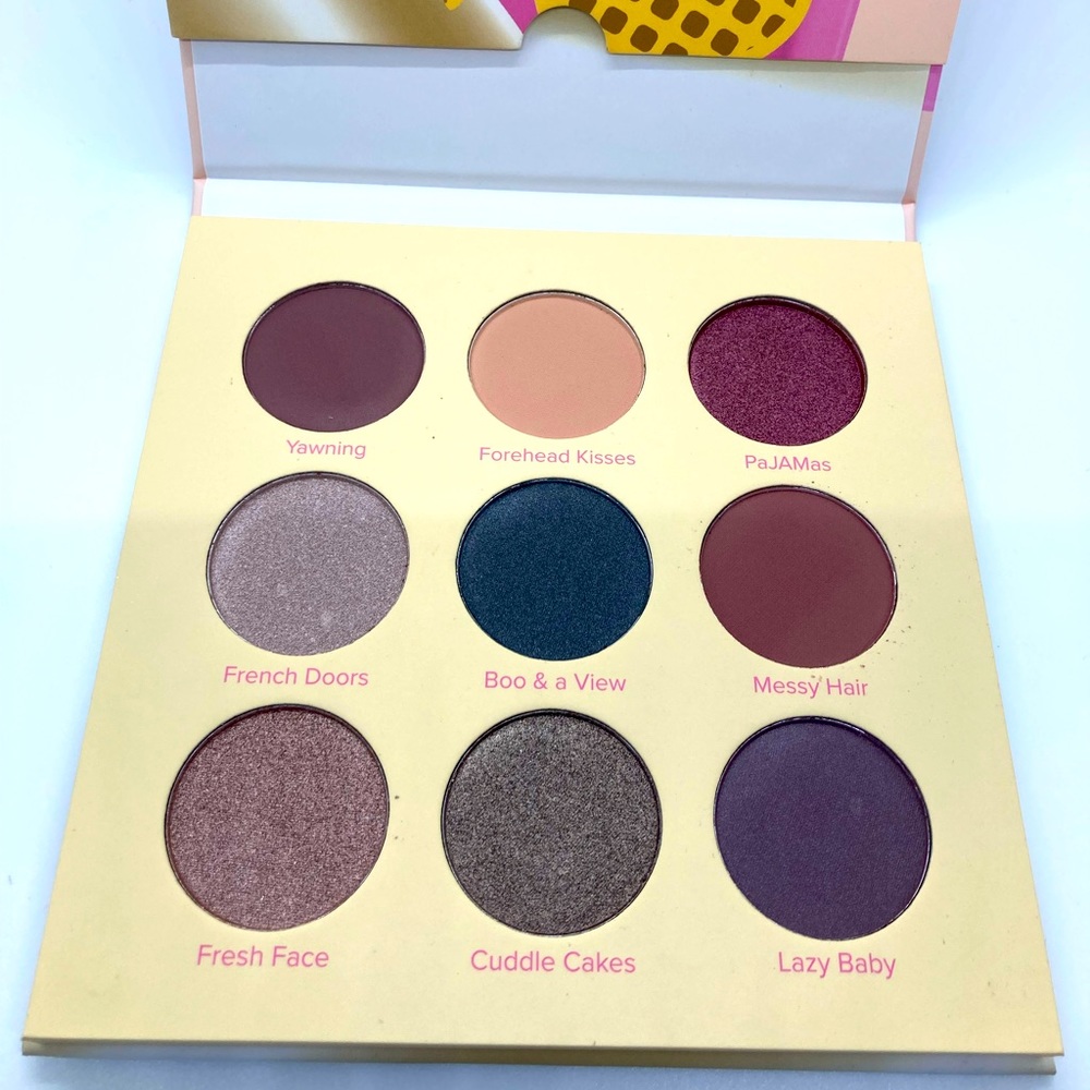 NIB Beauty Bakerie Makeup Beauty Bakerie Breakfast In Bed Eyeshadow Palette